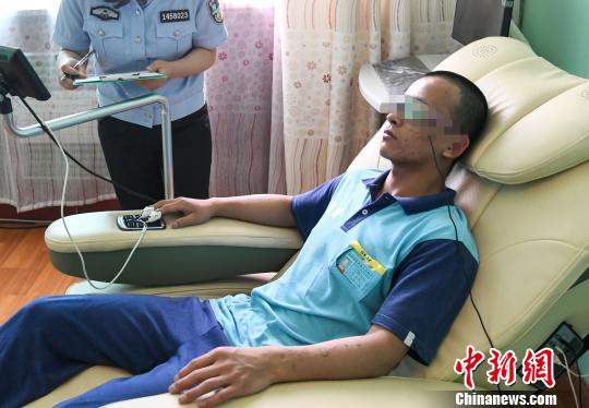 山西省戒毒管理局下屬共有13個戒毒場所和一個涉毒病殘所(山西省戒毒康復(fù)醫(yī)院)籌建處，其中省屬戒毒所9個，市屬戒毒所4個?！⊥踅ㄜ?攝