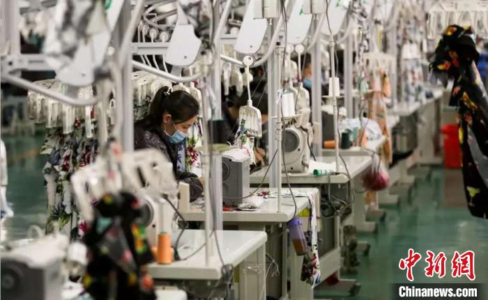 新疆多措并舉按下企業(yè)復工復產“加速鍵”