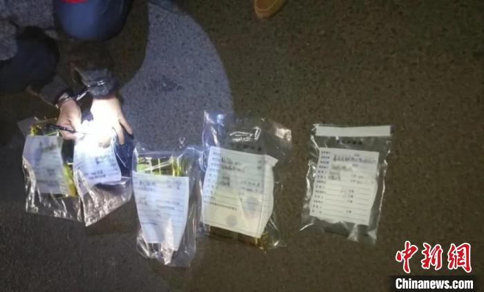 圖為云南警方查獲的毒品?！≡颇鲜」矎d供圖 攝