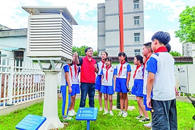 激勵(lì)創(chuàng)新，樹(shù)立“強(qiáng)國(guó)有我”鴻鵠志